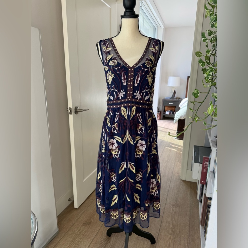 Anthropologie Moulinette Soeurs Embroidered Alicante Midi Dress Women's Size 8